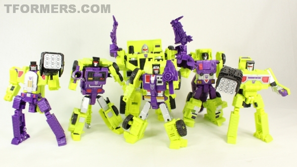 Hands On Titan Class Devastator Combiner Wars Hasbro Edition Video Review And Images Gallery  (39 of 110)